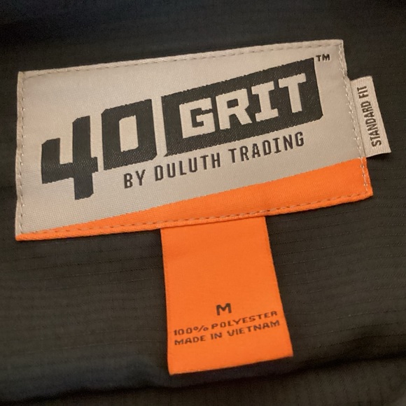 40 Grit by Duluth Trading Mens black short sleeve button down shirt size medium - Picture 6 of 7